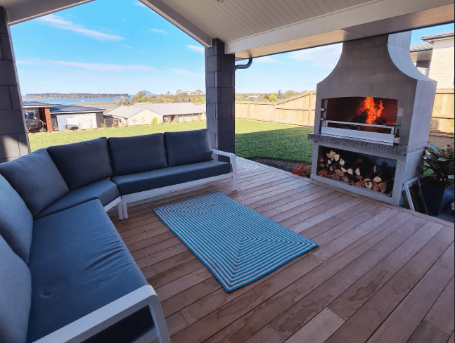 Beautiful outdoor space with a Flare Outdoor Fire.