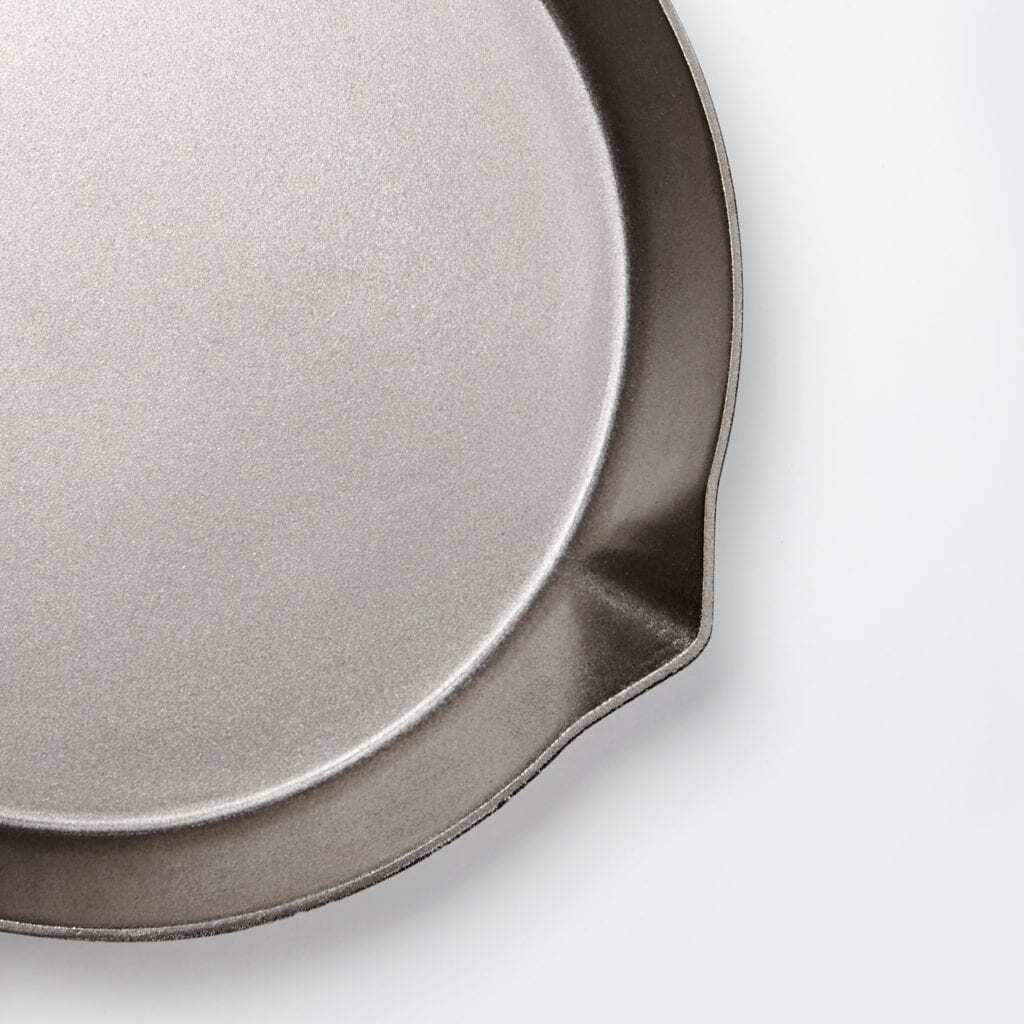 The Ironclad Legacy pan made with 100% T100 iron is perfect for an uutdoor fire